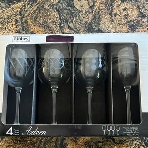 LIBBEY WINE GLASSES
